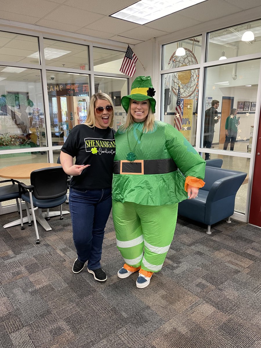 HRichardson_VB's tweet photo. What shenanigans might we get into today?!?! ⁦@BogdanovaMiriam⁩ @KESIndians⁩ #adminfun #KESAmazing ⁦@TmLoudermilk⁩ ⁦@SterlingWhite59⁩ ⁦@TechWarriorKES⁩ ⁦@BogdanovaMiriam⁩ https://t.co/IWW5Gj7mMk