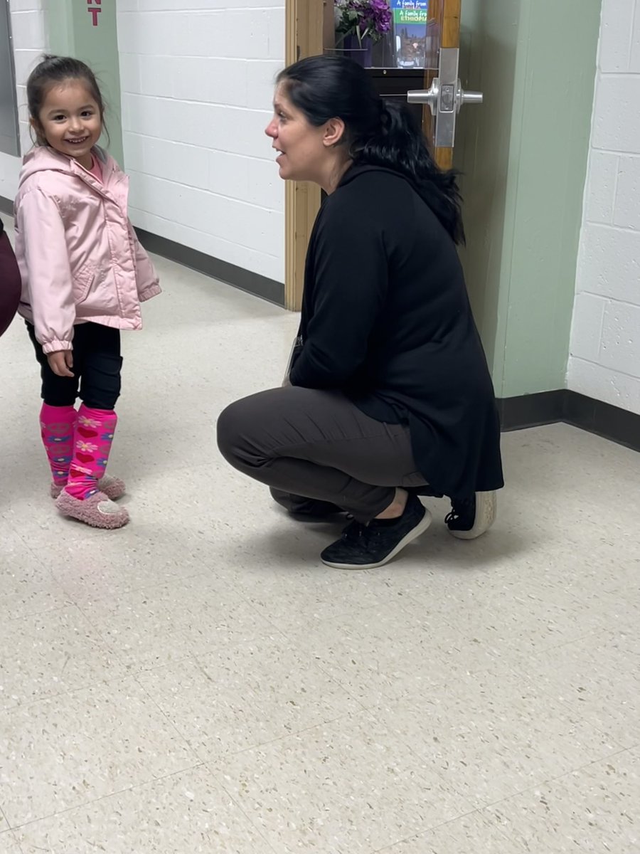 amy_r_whitehead's tweet photo. This precious girl came straight from a soccer game and was all smiles. https://t.co/0XUzFjD5mZ