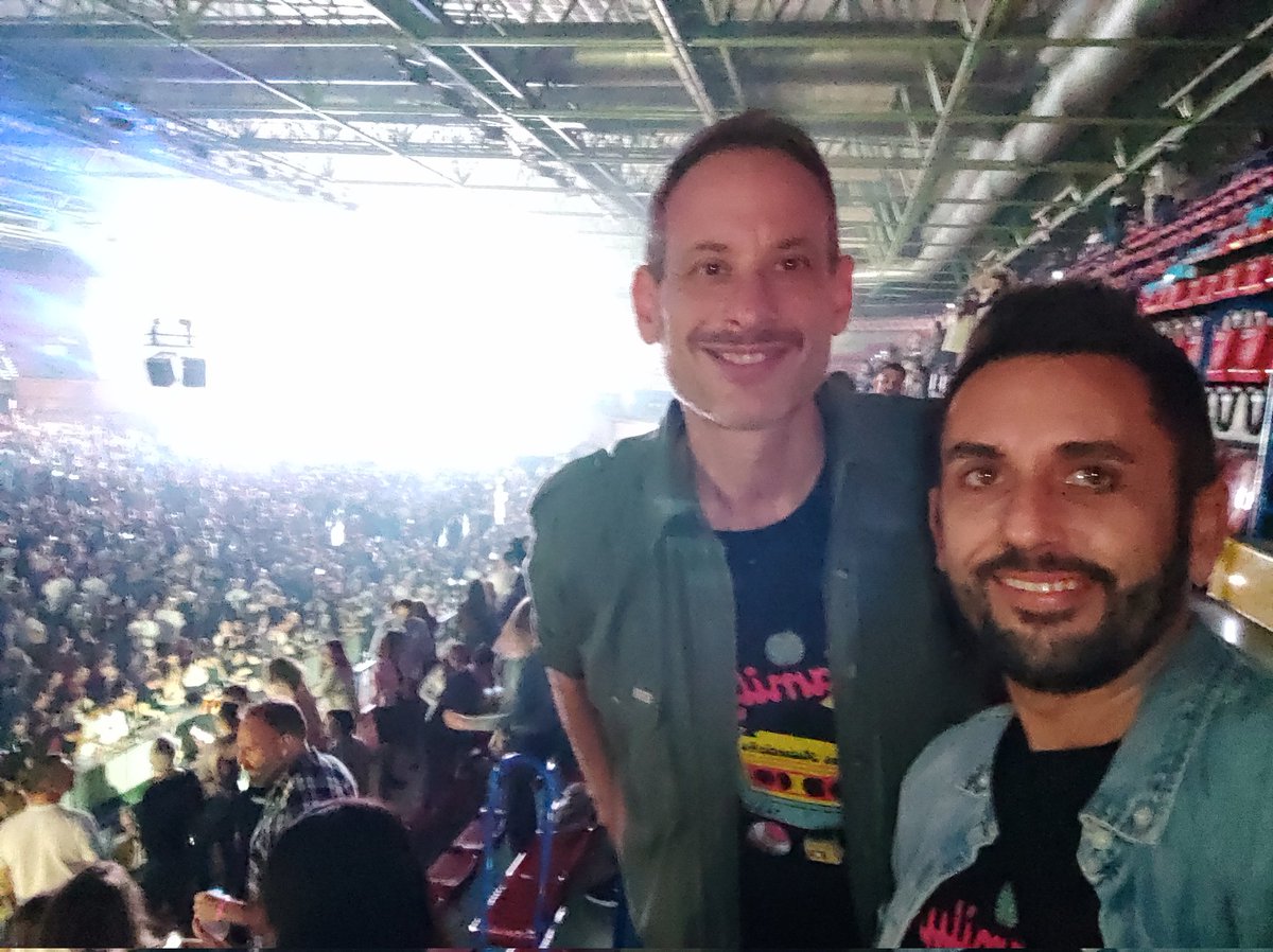 zonadeGuillermo's tweet image. Gracias por hacer que la vida sea de colores🦩🦄🐨
Gracias por seguirme en cada sueño😘😘😘
Gracias por estar siempre ahí.
@joserua

#minene