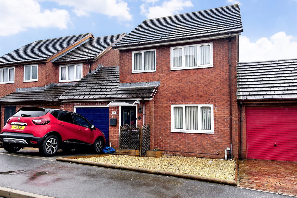 Peter Alan on Twitter "Oak View, Blaenavon, Pontypool This is a