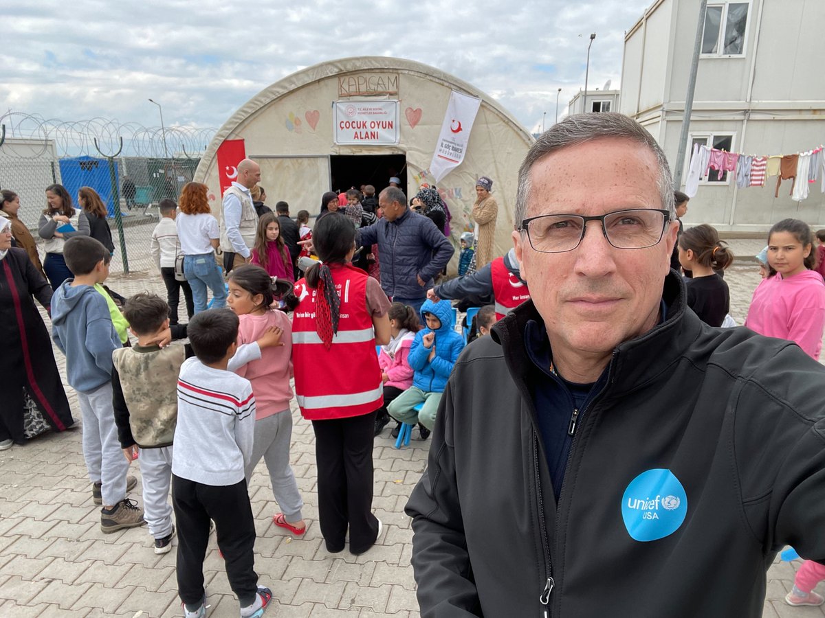 UNICEFUSA_CEO's tweet photo. This week I’m in Gaziantep, Turkey, connecting with families impacted by last month’s earthquakes.

Here, I’m outside of a UNICEF-supported Child-Friendly Space, where up to 120 kids are coming daily to play, learn and find a bit of normalcy after the trauma they’ve experienced. https://t.co/RRz7QyjBP0