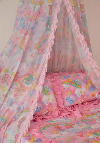 I just received a gift from zindo_a via Throne  Brighten The World Bed Canopy | ONE SIZE. Thank you!  #Wishlist #Throne 