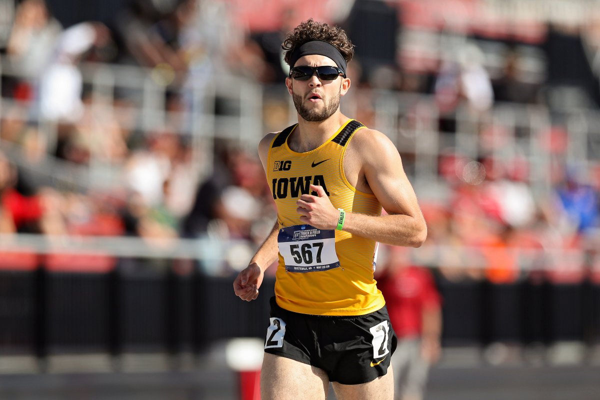 𝗪𝗲 𝗹𝗶𝗸𝗲 𝗶𝘁. 🤩

Gratt Reed won the 110 hurdles in 13.70 (wind-aided).

#Hawkeyes