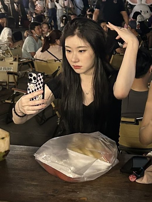 so pretty without even trying