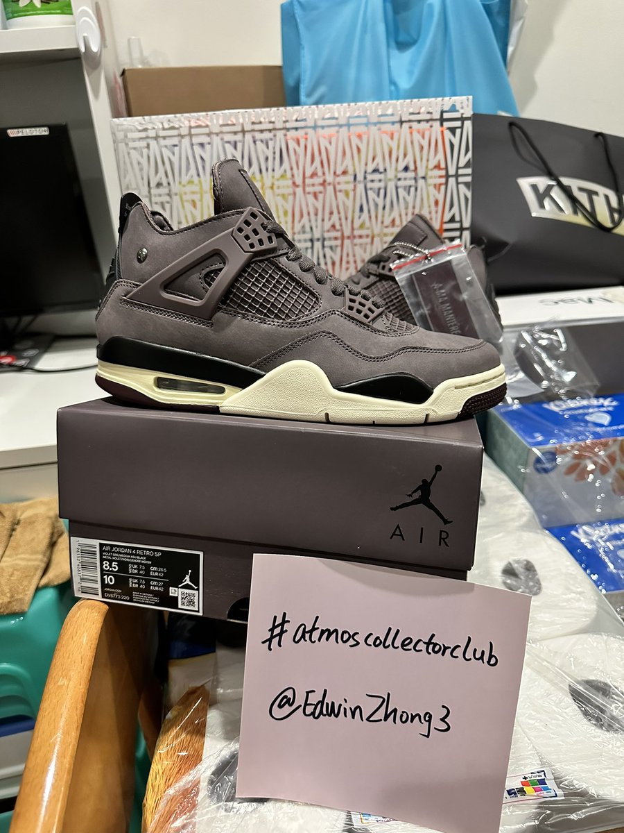 EdwinZhong3's tweet photo. #atmosnyc  #atmoscollectorsclub
Size 8.5 please and thank you!!!! https://t.co/36VcVXAvGh