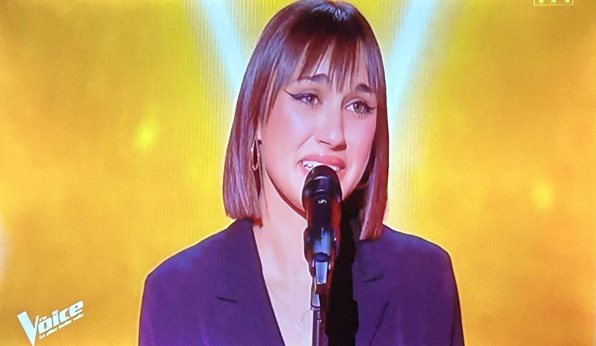 Et voilà, les frissons… Fanchon #TheVoice <a href="/pascalguix/">pascal gx</a> <a href="/MatthieuGrelier/">MG</a> <a href="/nikosaliagas/">Nikos Aliagas</a> <a href="/JeremyMarque/">Jérémy Marque</a>