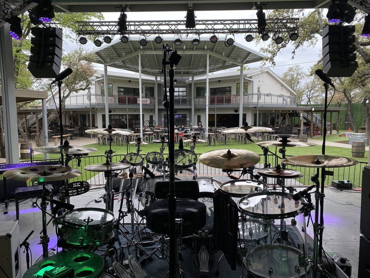 MikePortnoy's tweet photo. The stage is set here in Cedar Park TX (outside of Austin) Pretty cool venue! Another outdoor show…last night in Dallas was a blast and we expect another great one under the stars again tonight 💥🌟 All ticket links and VIP packages are available at: https://t.co/szy4QPJ4Wj https://t.co/rdiQe0NmHS