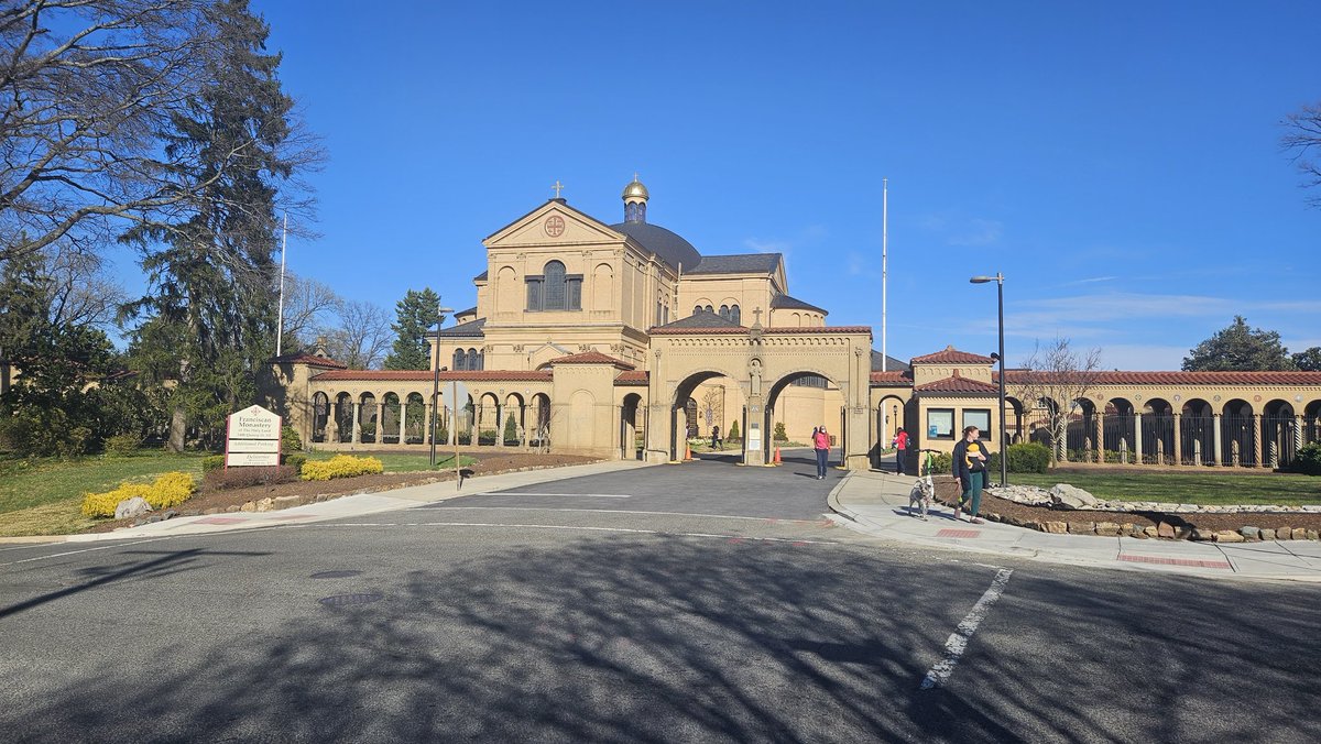 tobyhark's tweet image. #LoveGenerously