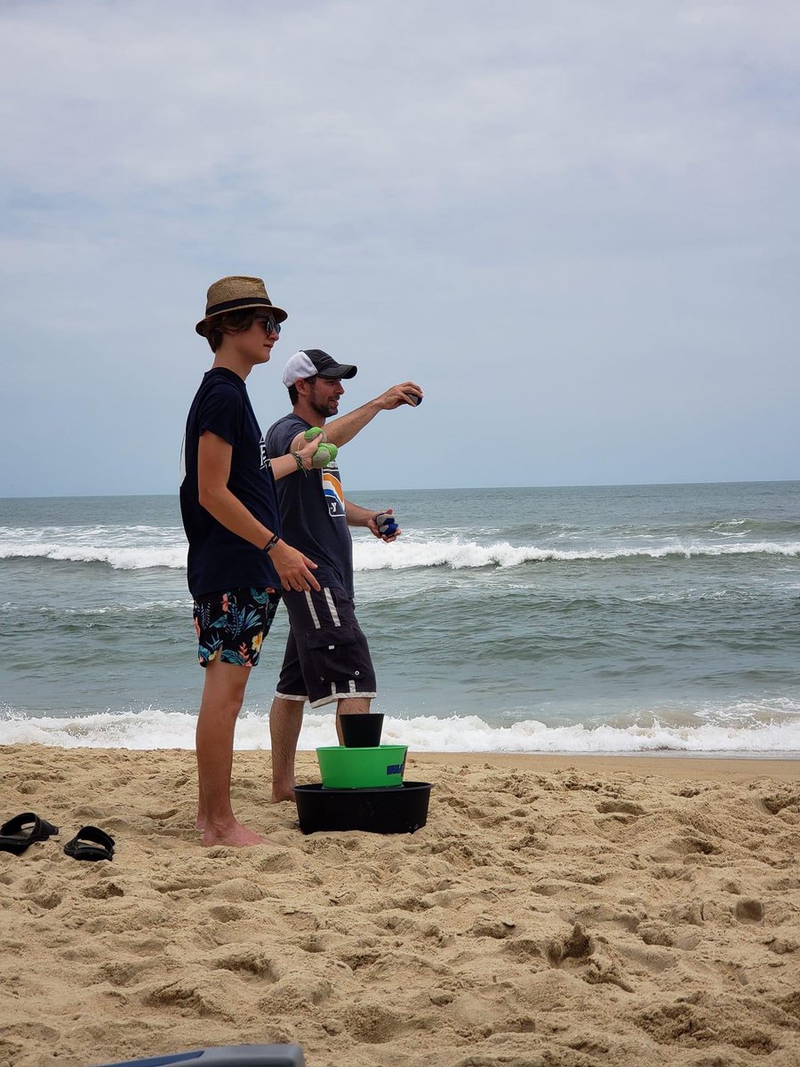 A little beach time with #BULZiBUCKET is always a good idea! 

Pick up BULZiBUCKET for your next trip. 

Shop now - bit.ly/ShopBULZi

📷: Brooke J.

#cornhole #gameday #gametime #lawngames #lawngame