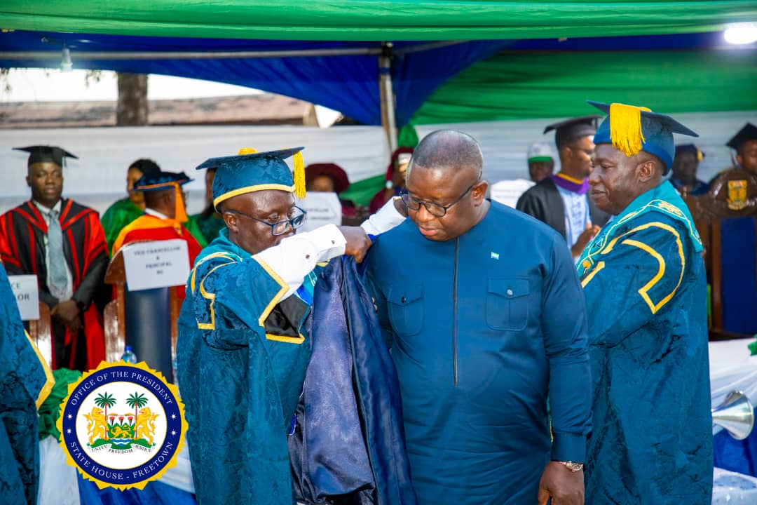 Keketoma_Sandi's tweet photo. On Friday 17th March, Njala University conferred the degree of Doctors of Letters (D.Litt) Honoris Causa, on @PresidentBio for his remarkable achievements in education and outstanding leadership in public service.
#CongratulationsBoss https://t.co/MrU8BZMSrP