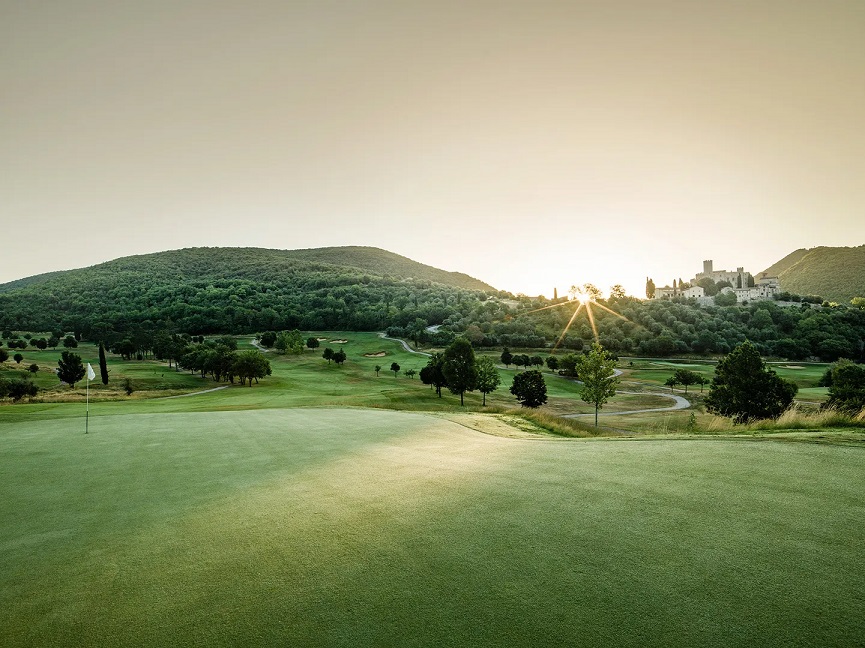 Breiti's tweet photo. Where will you play golf abroad in 2023? I will start at Antognolla Golf Club. See why https://t.co/usTk5zb11Y 💓⛳🏌🇮🇹 #antognollagolfclub #italy #golfbusinessmonitor #golfholiday #golftravel #rtj2 #winetourism #golfclubmarketing #golfindustry #italiangolfcourse #italiangolfclub https://t.co/KoBPfhQYgN
