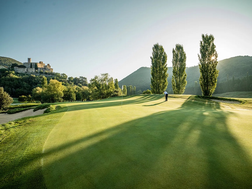 Breiti's tweet photo. Where will you play golf abroad in 2023? I will start at Antognolla Golf Club. See why https://t.co/usTk5zb11Y 💓⛳🏌🇮🇹 #antognollagolfclub #italy #golfbusinessmonitor #golfholiday #golftravel #rtj2 #winetourism #golfclubmarketing #golfindustry #italiangolfcourse #italiangolfclub https://t.co/KoBPfhQYgN