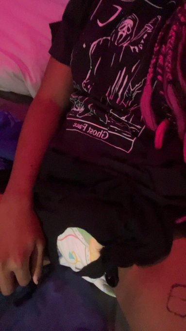 i was told ghostface can be anyone&hellip; does that include a cute lil baby girl💖🥺👉🏾👈🏾 https://t.co/L27HQM<a href="/tag/help"class="tags"><span>#help</span></a><a href="/tag/babyboy"class="tags"><span>#babyboy</span></a><a href="/tag/tellme"class="tags"><span>#tellme</span></a><a href="/tag/abdl"class="tags"><span>#abdl</span></a><a href="/tag/dl"class="tags"><span>#dl</span></a><a href="/tag/someone"class="tags"><span>#someone</span></a><a href="/tag/abdlboy"class="tags"><span>#abdlboy</span></a>