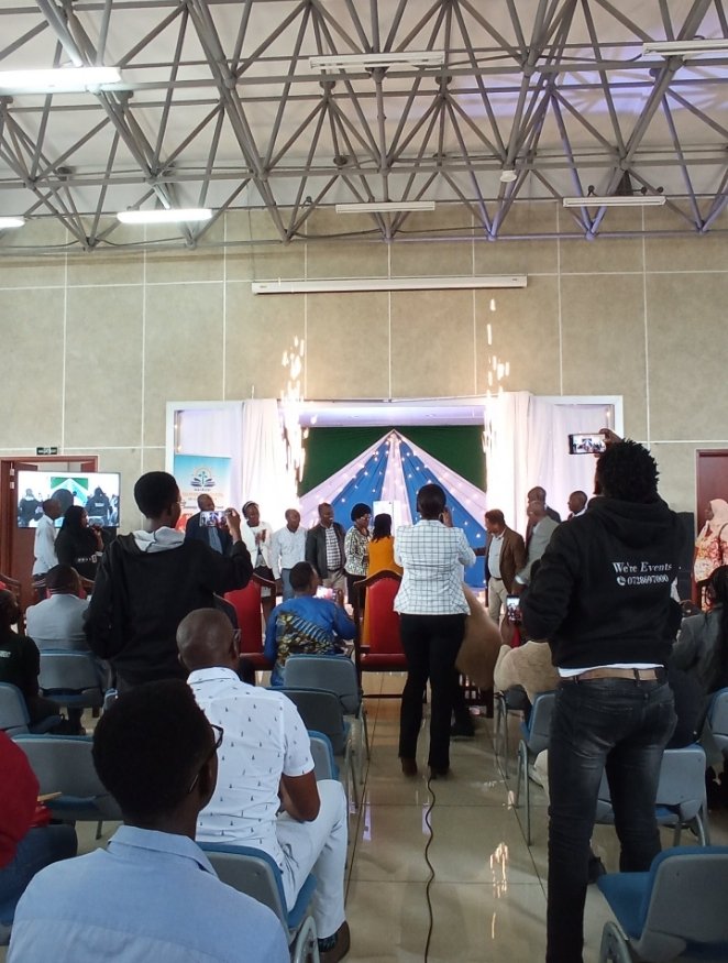 ItsSIGEII's tweet photo. I attend the launch of #cohort3 @KenyattaUni which enatail introduction to #climatechange,climate issues and emerging issues etc.Guest speakers indicated that #YoungClimateActivists have opportunity to learn and sharpen their skills on matters of #ClimateJustice ,#NSSCJ3 @PACJA1 https://t.co/sOmrZXU5Sw
