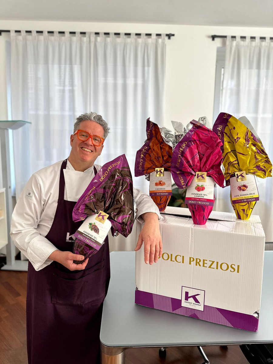 ErnstKnam's tweet photo. È arrivato un pacco da #dolcipreziosiofficial! 🤩
Sono le uova della nuova Linea Dolci Preziosi con gusti esclusivi pensati da me.
#ernstknam #knam ##PasquaDolciPreziosi #TuttoCioCheAmi #adv https://t.co/TZfAbOowZo