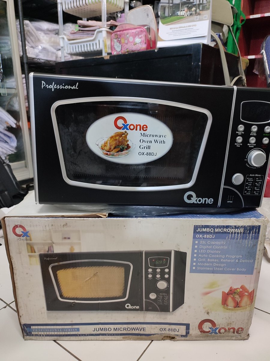 keisharaawy's tweet image. Dijual sat set jumbo microwave oven with grill oxone OX-88DJ bekas rasa baru belum pernah dipake
Buka harga 1,8jt nego, harga jauh turun drpd harga baru silahkan di searching biar percaya. minat bisa dm, retweet, replay thank you #microwavebekas #jualbekas #oxone #barangsecond