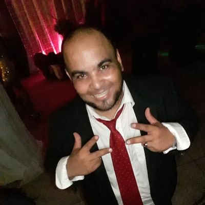 latablablog's tweet photo. #Tercero El abogado Jorwis Bracho Gómez, de 41 años, quién se desempeñaba como juez 1° de Control del estado Falcón, se convirtió en el tercer funcionario del poder judicial detenido en la primera jornada de la operación #GuerraContraLaCorrupción anunciada ayer por la PNCC https://t.co/iBY5V8InEU