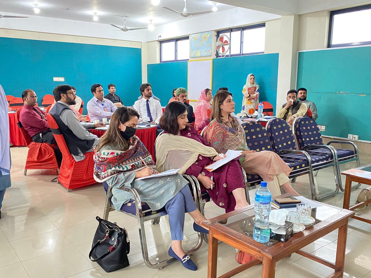 pms_qec's tweet photo. Quality Enhancement Cell (QEC) Peshawar Model Schools conducted a capacity building training on "Effective Communication for Quality Assurance" at City University of  Science and Technology.
Ms. Henna Karamat, Advisor QEC conducted the training.
#qualityassurance #training #qec https://t.co/Q9zGo37tns