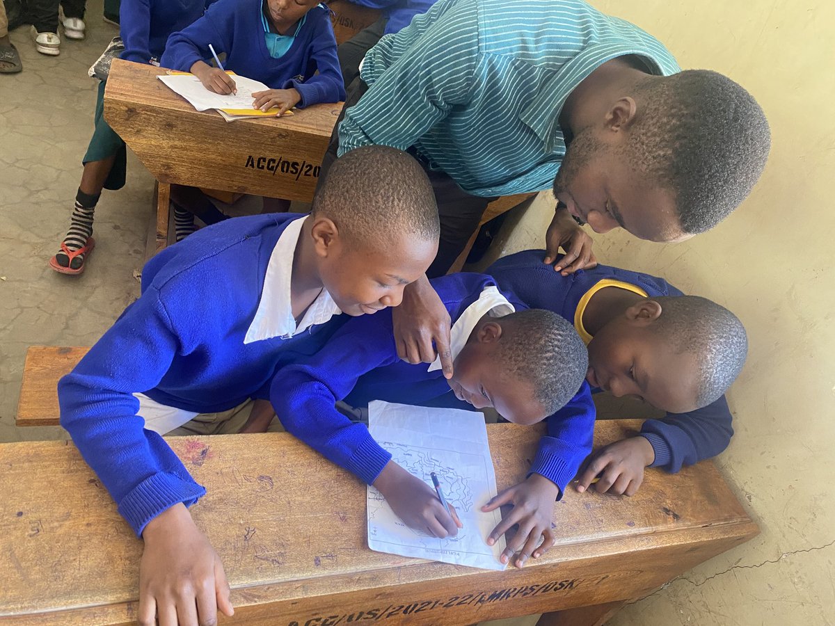 youthtechsoln's tweet photo. "Inspiring day with @youthtechsoln's MAPKIDS project! Kids learned how to map Tanzania 🇹🇿 by drawing it on paper, and gained valuable skills for charting a better future. #YouthEmpowerment #MappingSkills #MAPKIDS"
Map of our country, TANZANIA 🇹🇿 https://t.co/puomix0Adg