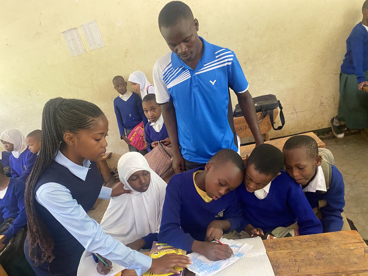 youthtechsoln's tweet photo. "Inspiring day with @youthtechsoln's MAPKIDS project! Kids learned how to map Tanzania 🇹🇿 by drawing it on paper, and gained valuable skills for charting a better future. #YouthEmpowerment #MappingSkills #MAPKIDS"
Map of our country, TANZANIA 🇹🇿 https://t.co/puomix0Adg