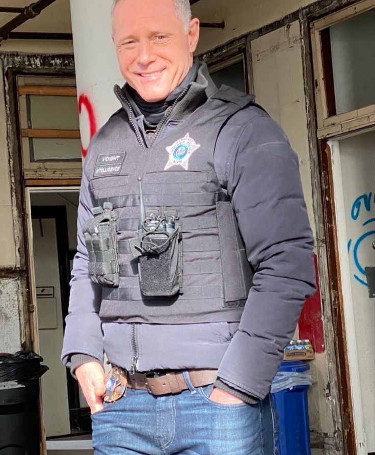 jasonbeghe_jdb's tweet image. Your work is going to fill a large part of your life and the only way to be truly satisfied is to do what you believe is great work. And the only way to do great work is to love what you do. If you haven&apos;t found it yet, keep looking. Don&apos;t settle. #OneChicago #ChicagoPD