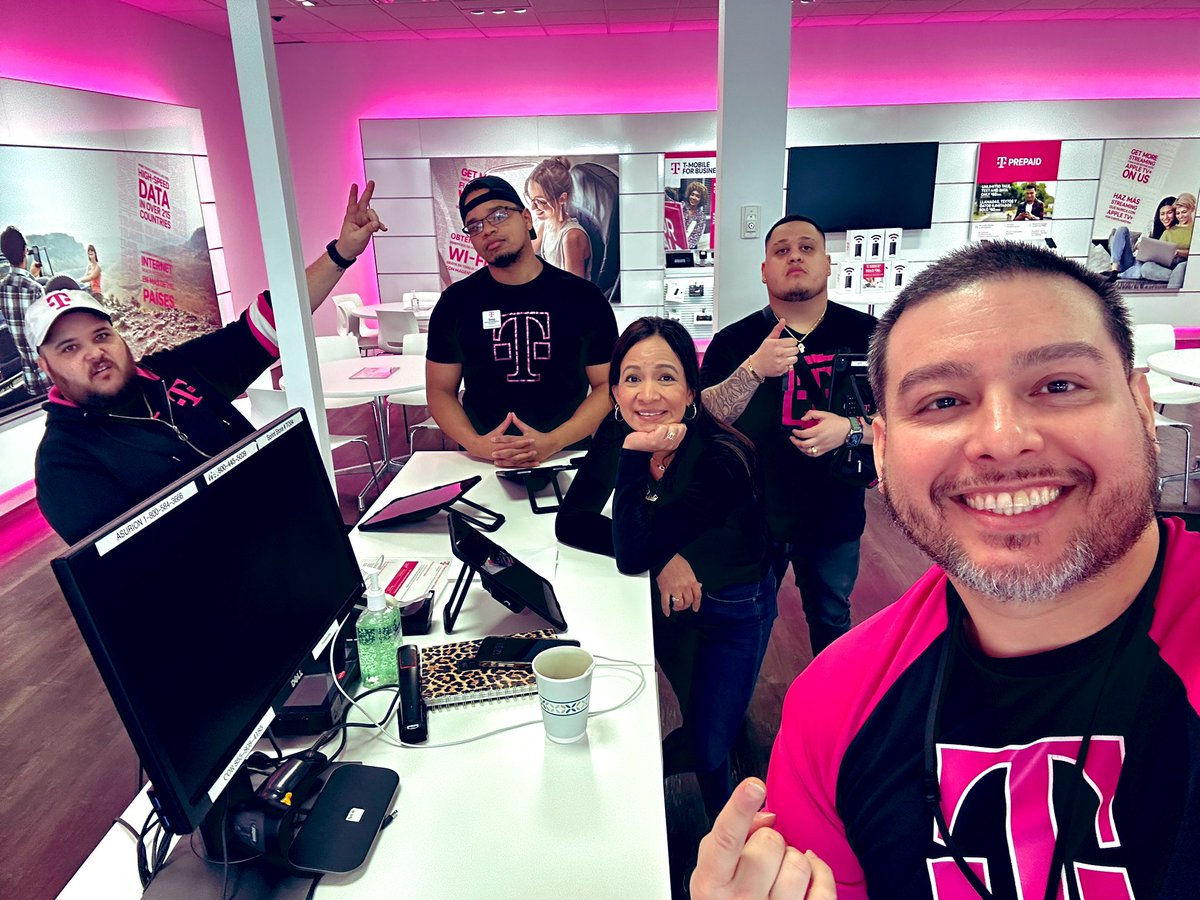 Gooood Afternoon From #migthyWNY #magentafam #tmobile #Magentaflex #hudsonHeat #WNY8355