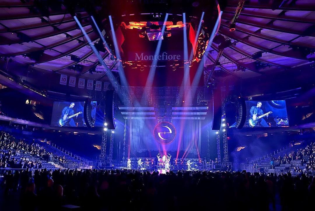 EvaWebsite's tweet photo. MADISON. SQUARE. GARDEN! What an epic night. We love you NYC!

Repost • @evanescence https://t.co/A82YvgEVoA