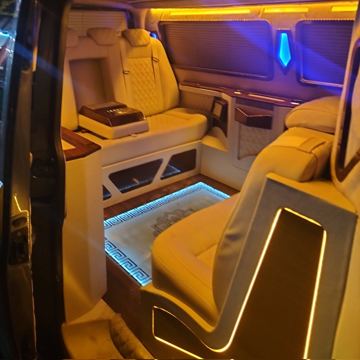 #YeniProfilResmi #vipt_ansfer #vip tur #viptransfer #antalya #manavgat #side #alanya #kemer #belek #kaş #kalkan #fethiye