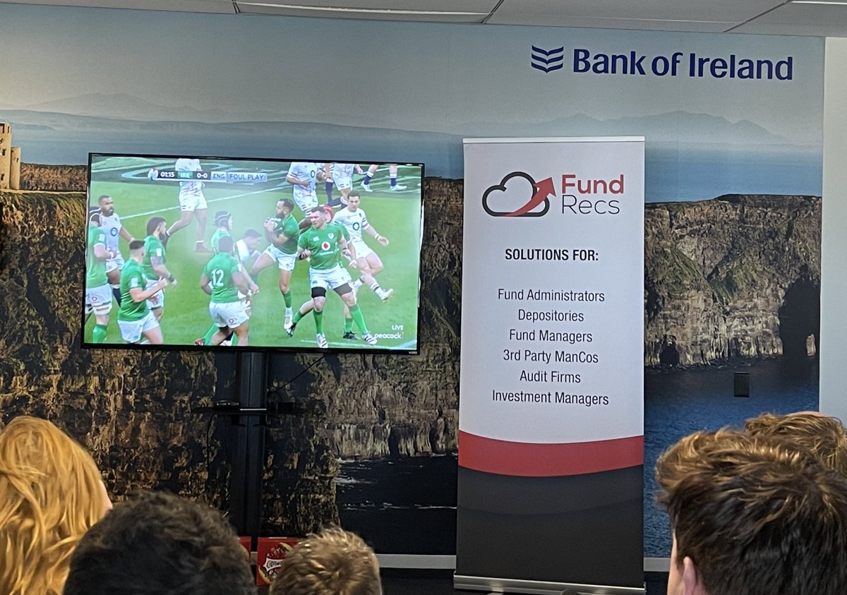 genemurphy's tweet photo. Big thanks to @AlanMeaney and @FundRecs for organizing todays @IrishRugby watch party with @dunneton in @bankofireland HUB NYC 🙌☘️🙌 https://t.co/vMYcrI7qZc