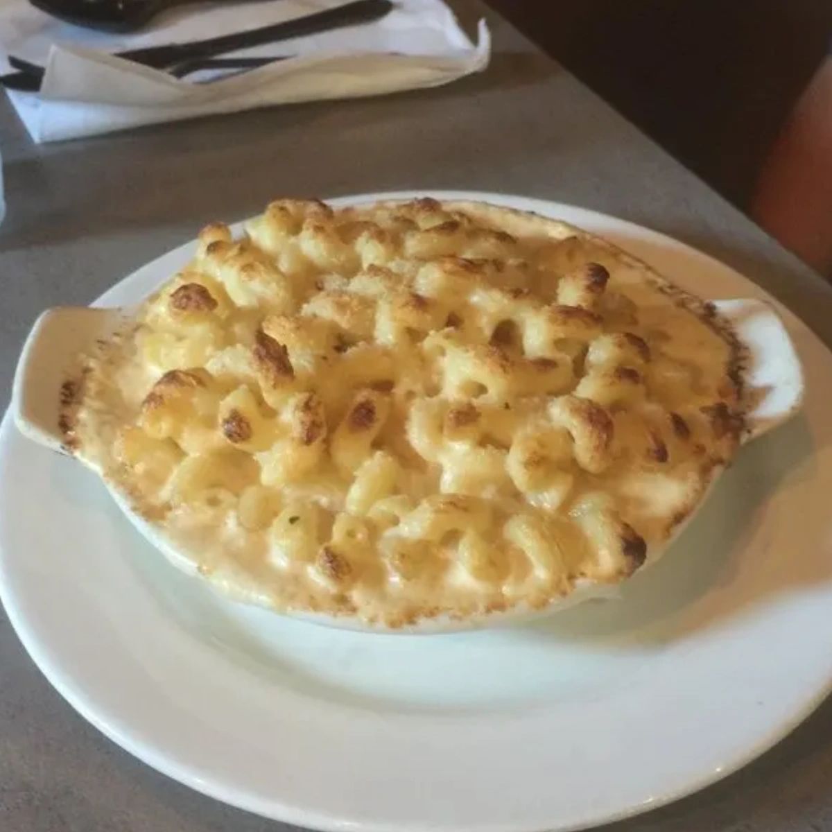 TheAandB's tweet photo. Keep calm and get your mac and cheese on at the Alchemist &amp; Barrister for dinner! https://t.co/Y0ojfrGq7v