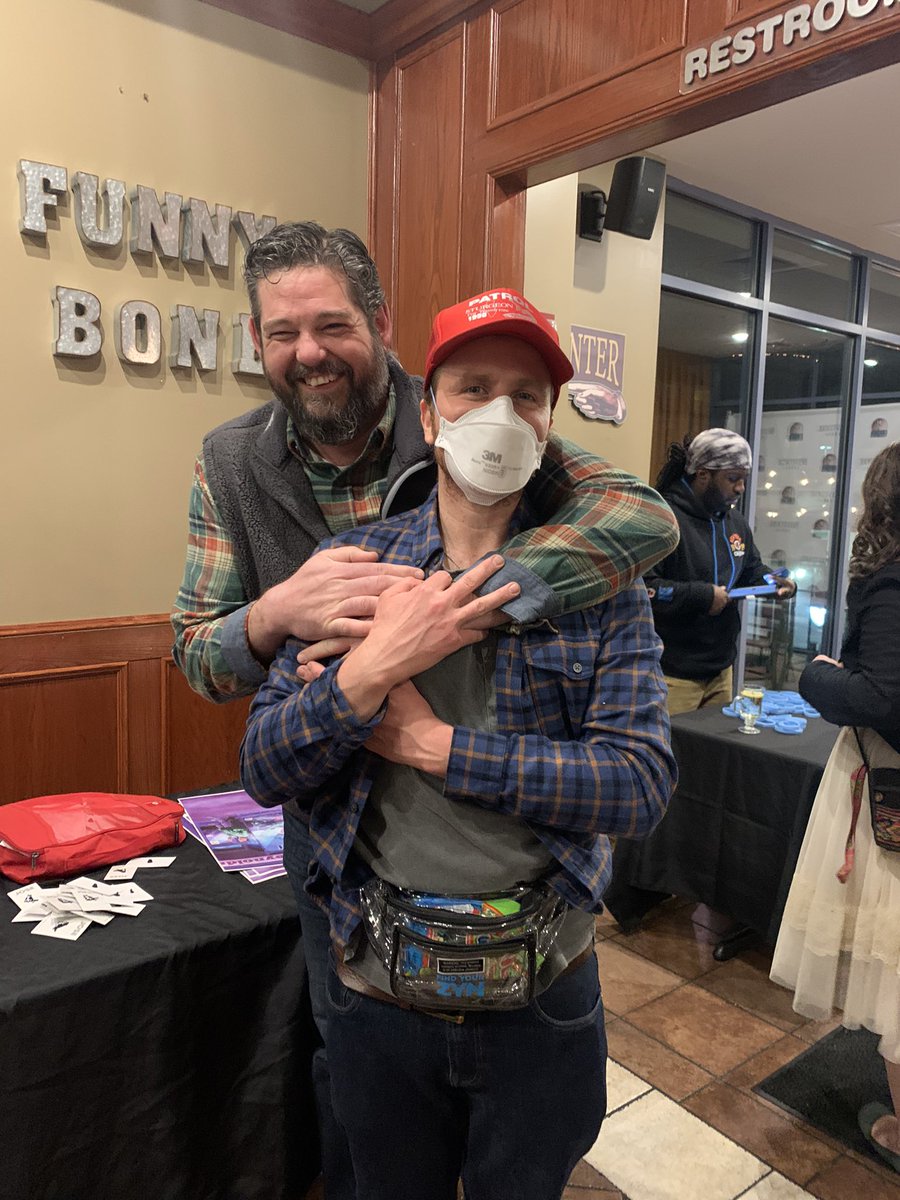 gmann6448's tweet image. @reynoldsgareth just a couple of guys hanging out w/ a Fanny pack of gummy worms #Garmy