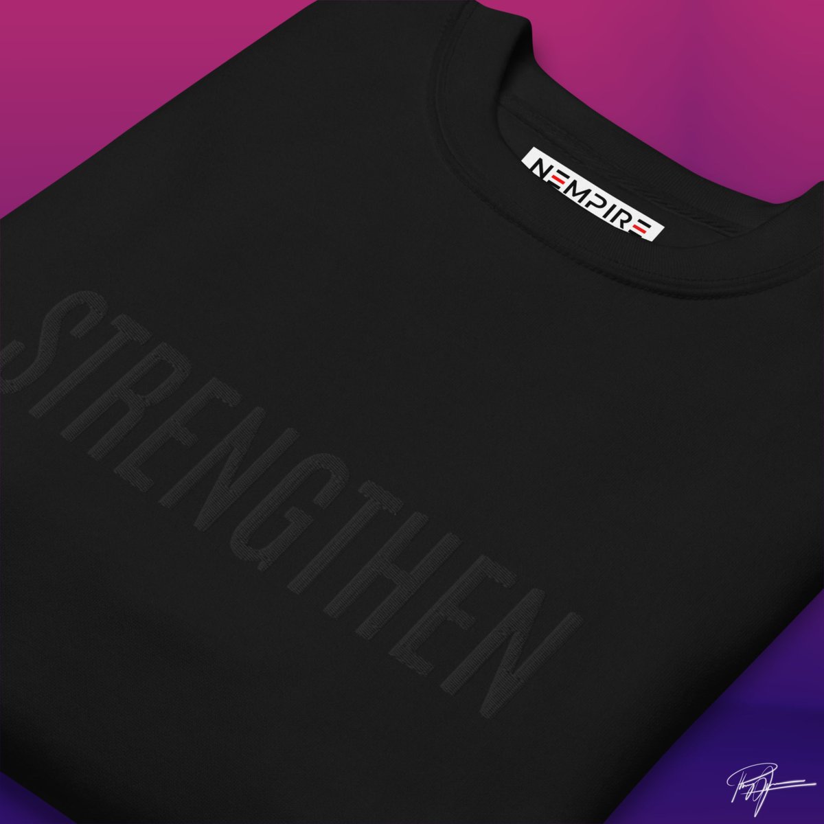 Strengthen super soft sweatshirt 
Available now 👊🏽🫶🏽✨ mrpaulwall.me

NFT 👉🏽 opensea.io/collection/let…

#NFT #Crypto #LTS #Opensea #letthemstare <a href="/opensea/">OpenSea</a> #NFTs