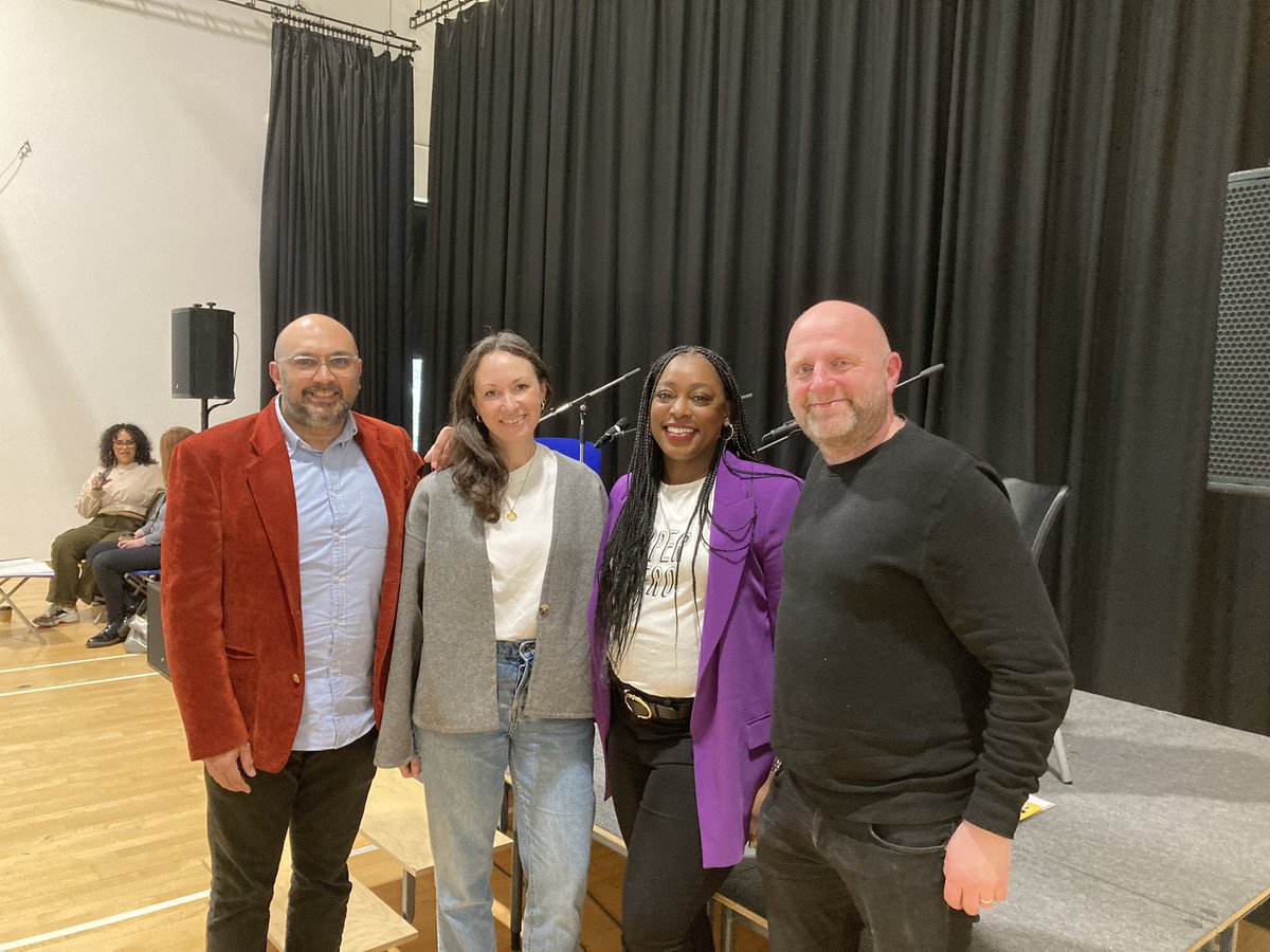 Delighted to interview @nadinematheson <a href="/adamsimcox/">Adam Simcox</a> and <a href="/LaraWriter/">Lara Thompson</a> for #DeptfordLitFest all about crime, and I managed to shoehorn in a Columbo question. 😀🕵🏽🕵🏽 <a href="/stwevents/">Spread the Word</a>