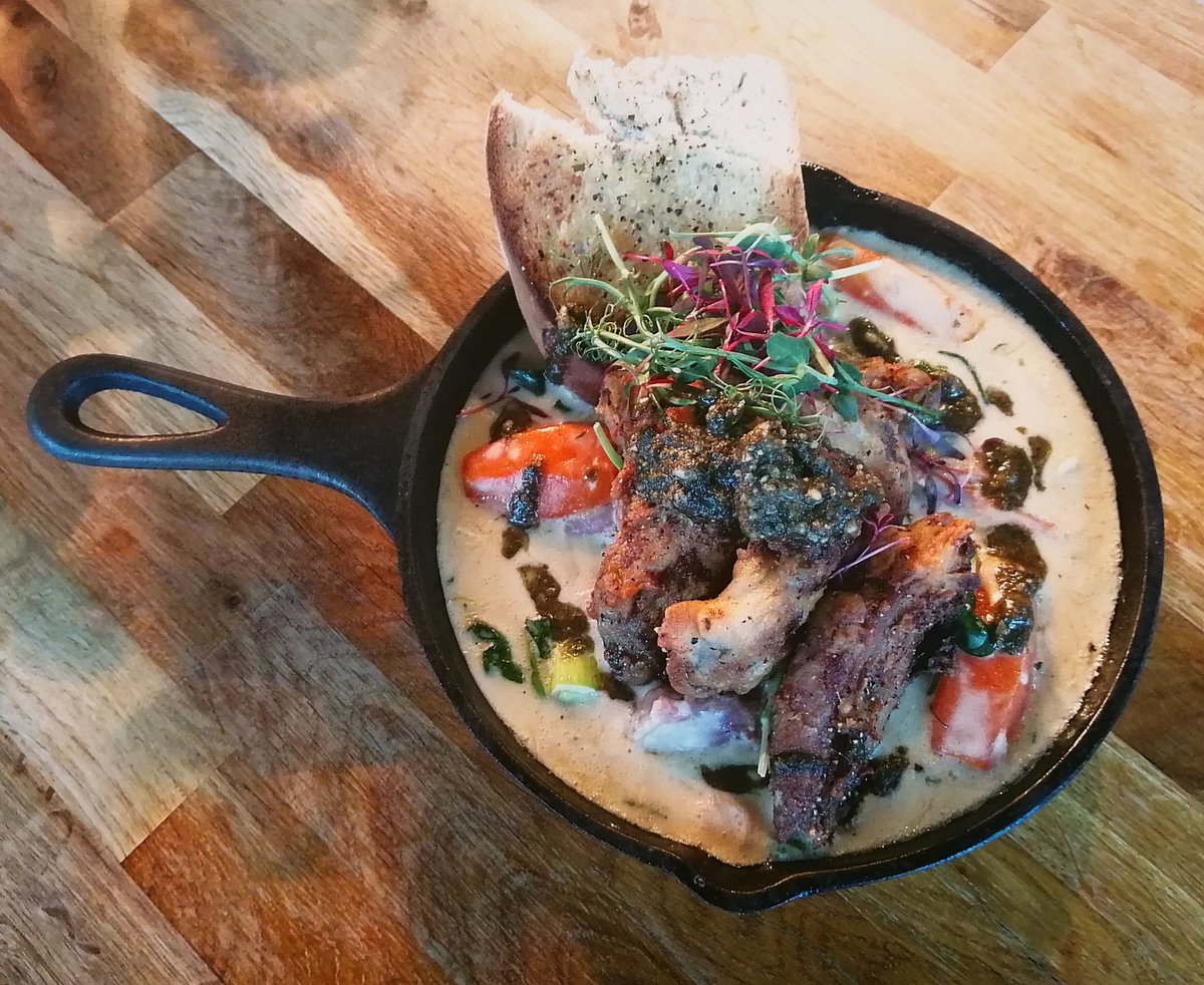 Crispy buttermilk wild grey squirrel, creamy pulled ham hock cassoulet, hazelnut bread crouton, nettle pesto