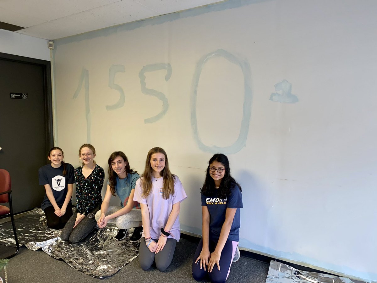 ICareAtlanta's tweet image. We would like to thank the Dunwoody Girl Scout Troop 15501 for choosing I Care Atlanta to build their Giving Library. 
Families are welcomed to stop by the food pantry and pick out a book for their kids.