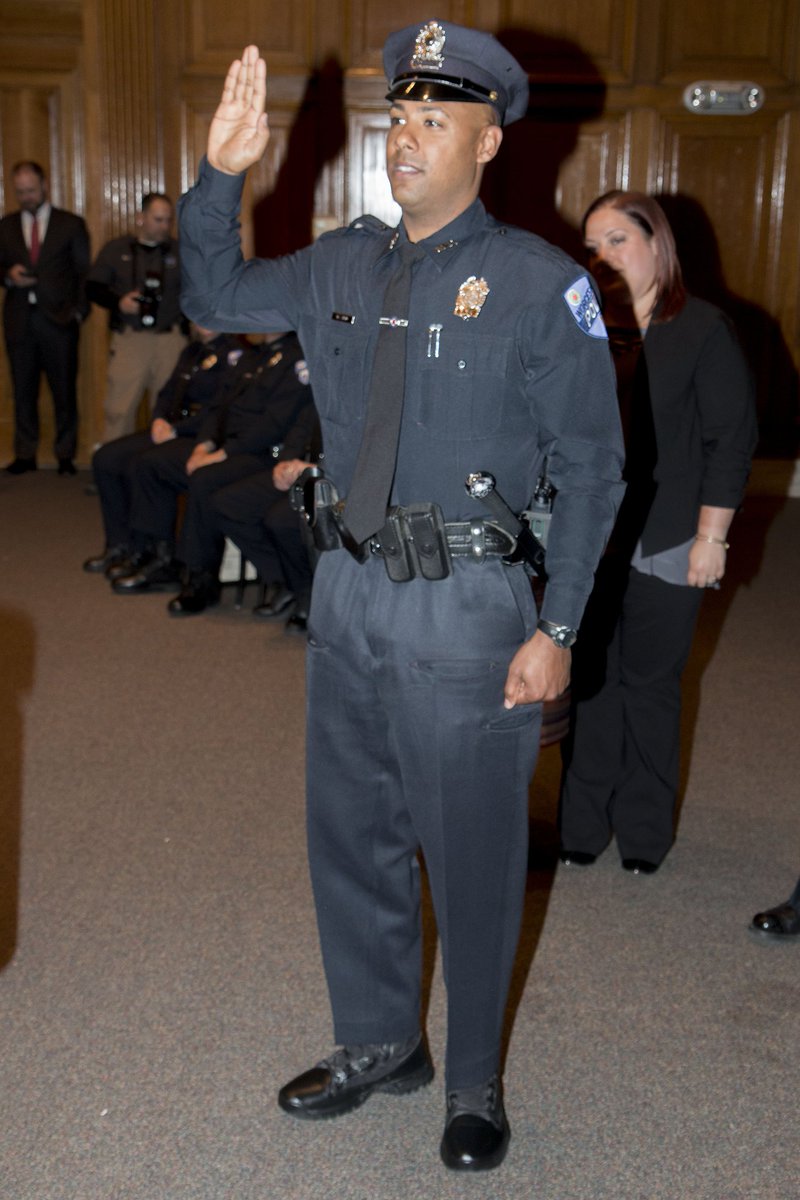 pauls612's tweet photo. Worcester Police morn the loss of Sgt Derrick Leto who passed away at home yesterday. His loss leaves a big hole in the dept and community. These are a few images I was able to capture of him. @WorcesterPD @telegramdotcom @mikesacconetv #worcester #worcesterpolice #rip https://t.co/rrkN4TTQmd