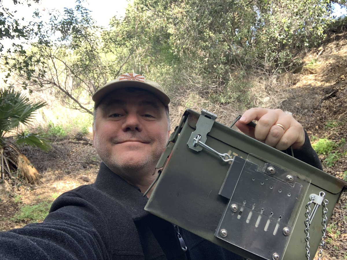 GasStationTuna's tweet photo. I love a good #GadgetCache and this was a good gadget cache!
#geocaching https://t.co/Shl301oFqn