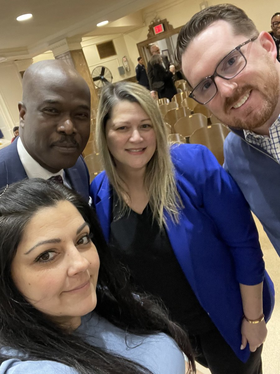 DrDeniseDAnna's tweet photo. Principals ensuring bright starts and bold futures! #d75strong @D75Office @CSAD75 @DOEChancellor https://t.co/c8qvy2lKqU
