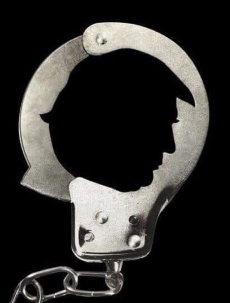 's tweet image. #indict #Trump #IndictTrump
I  was the only person that correctly did a  Psychic prediction that DonaldTrump will go to Prison and publised it on Twitter February 26, 2017
Psychic Prediction Trump in Jail mediumjessebravo.com/psychic-predic…
@ABC7NY @cnnbrk