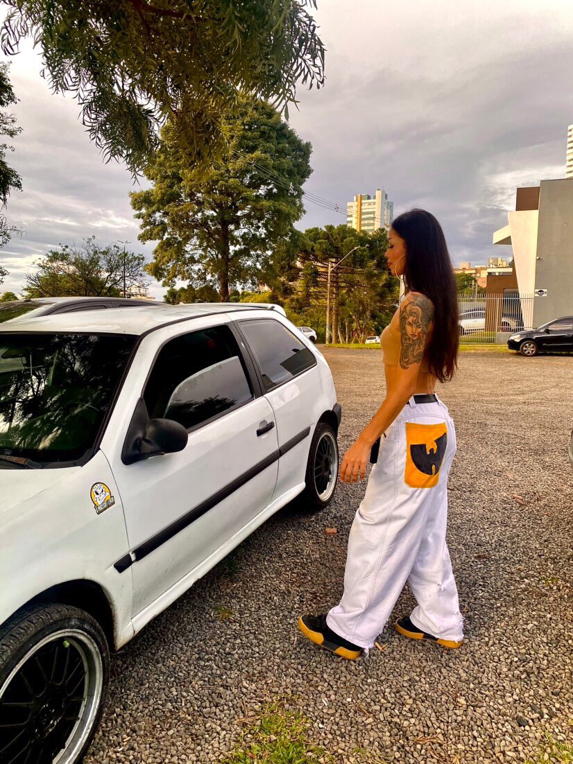 BDoardo's tweet image. Eu e meu bb num book