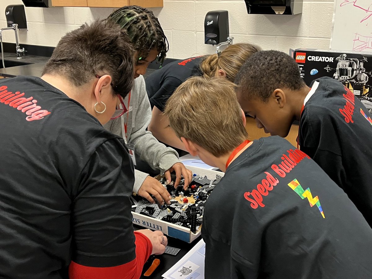 Anne Thiers tweet media