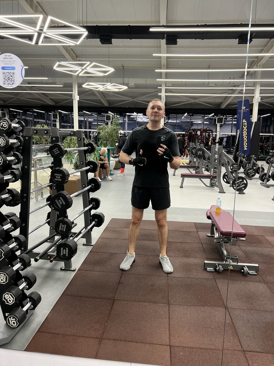 Привет 🙋‍♂️