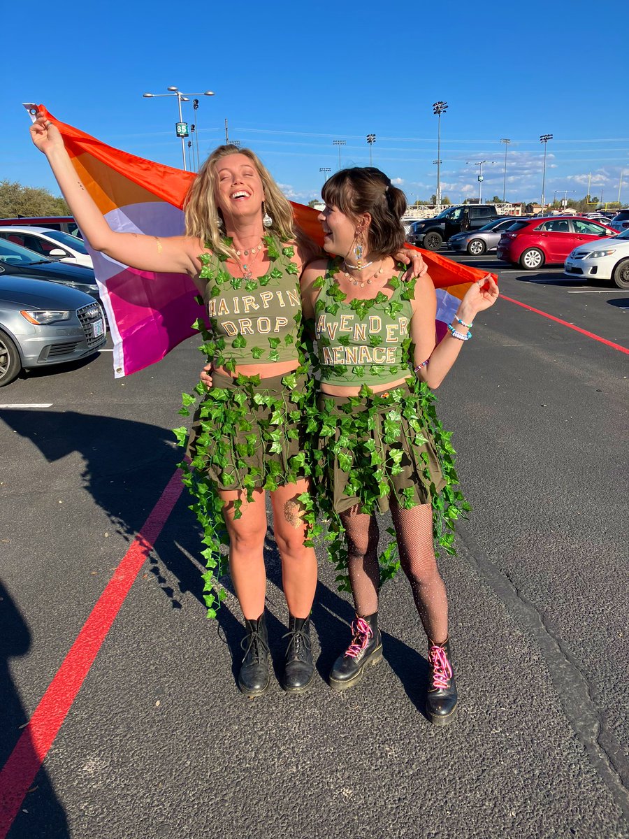 girl pisser 💡 tweet media