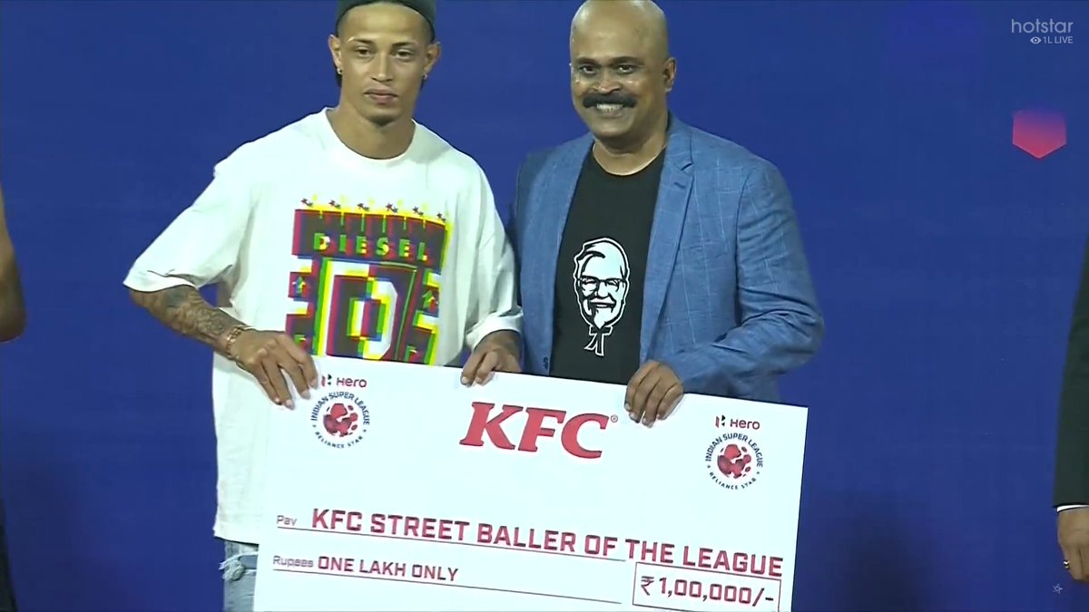 📸 | Noah Sadaoui wins the Street baller of the league. #IndianFootball | #HeroISLFinal