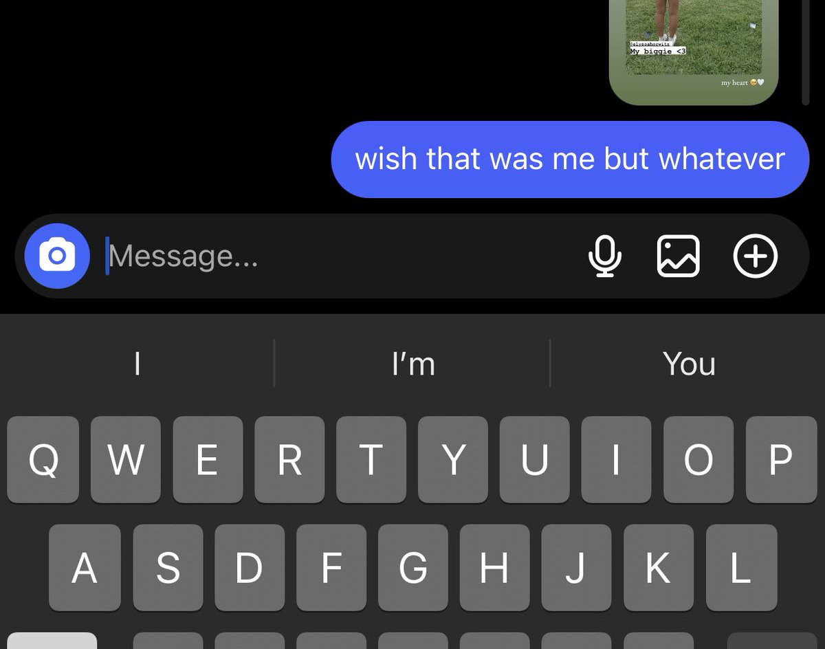 khillat2's tweet photo. pov: ur long distance best friend posts her other friends https://t.co/h1v6U2y0ul