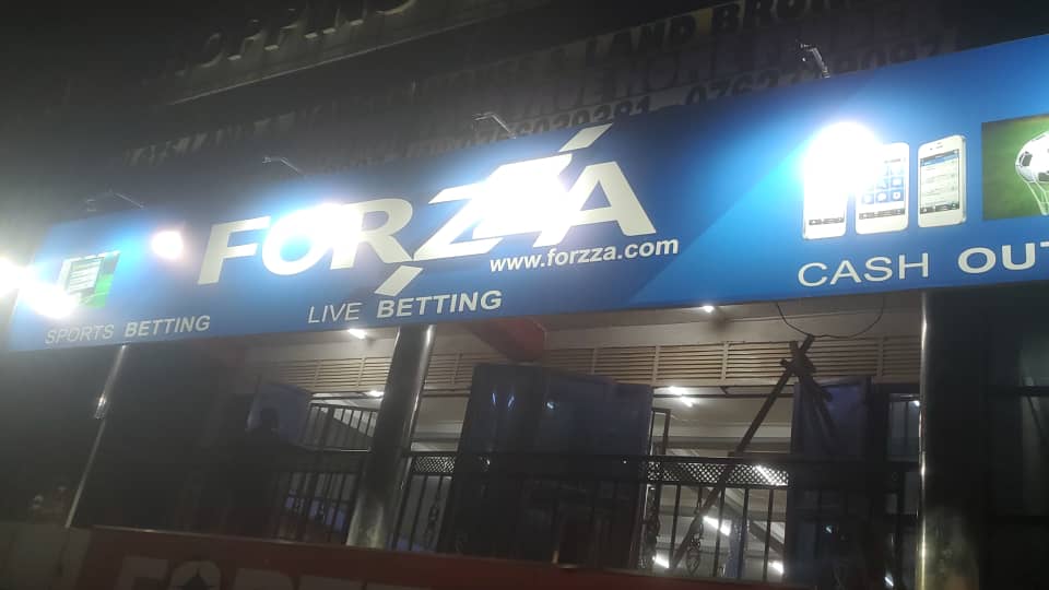 forzzagamingug's tweet photo. Finally we have arrived in location #256 #Nabweru kafunda brightened with our banner #sportsbetting #forzzabet https://t.co/BFOOu9f3Kq