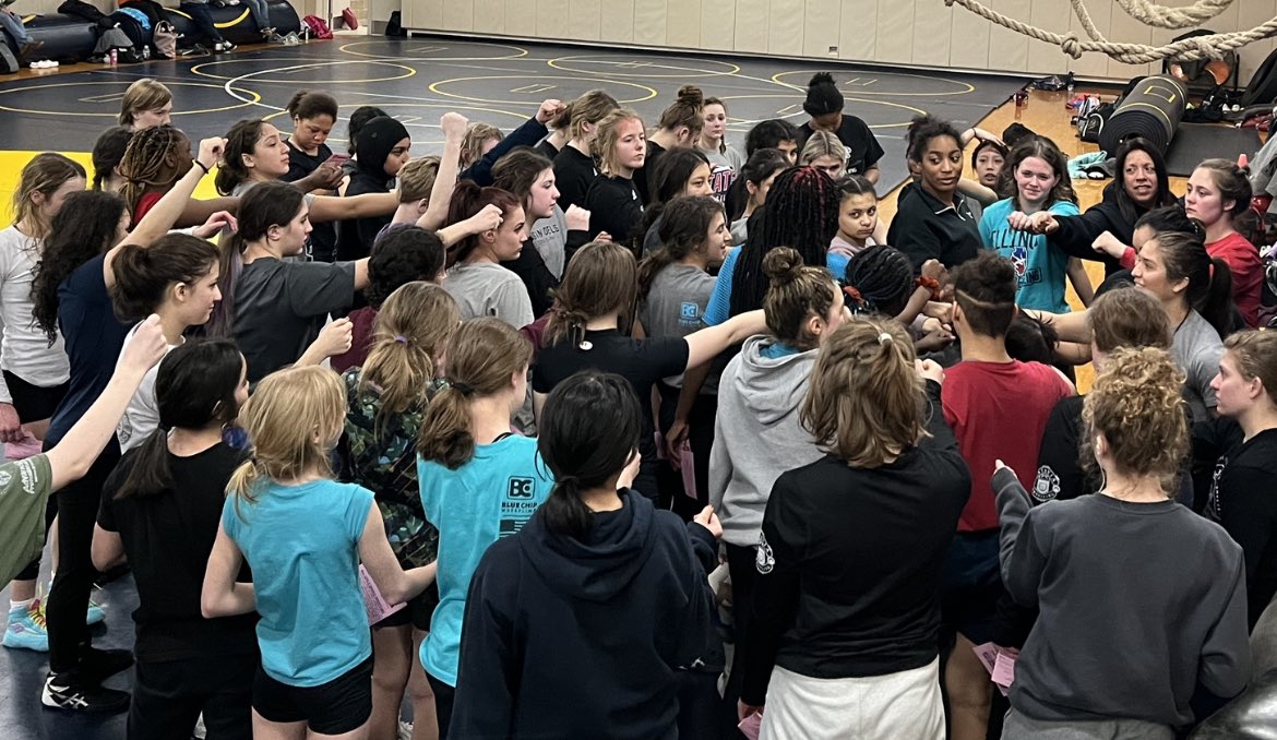 West Suburban Girls Wrestling tweet media