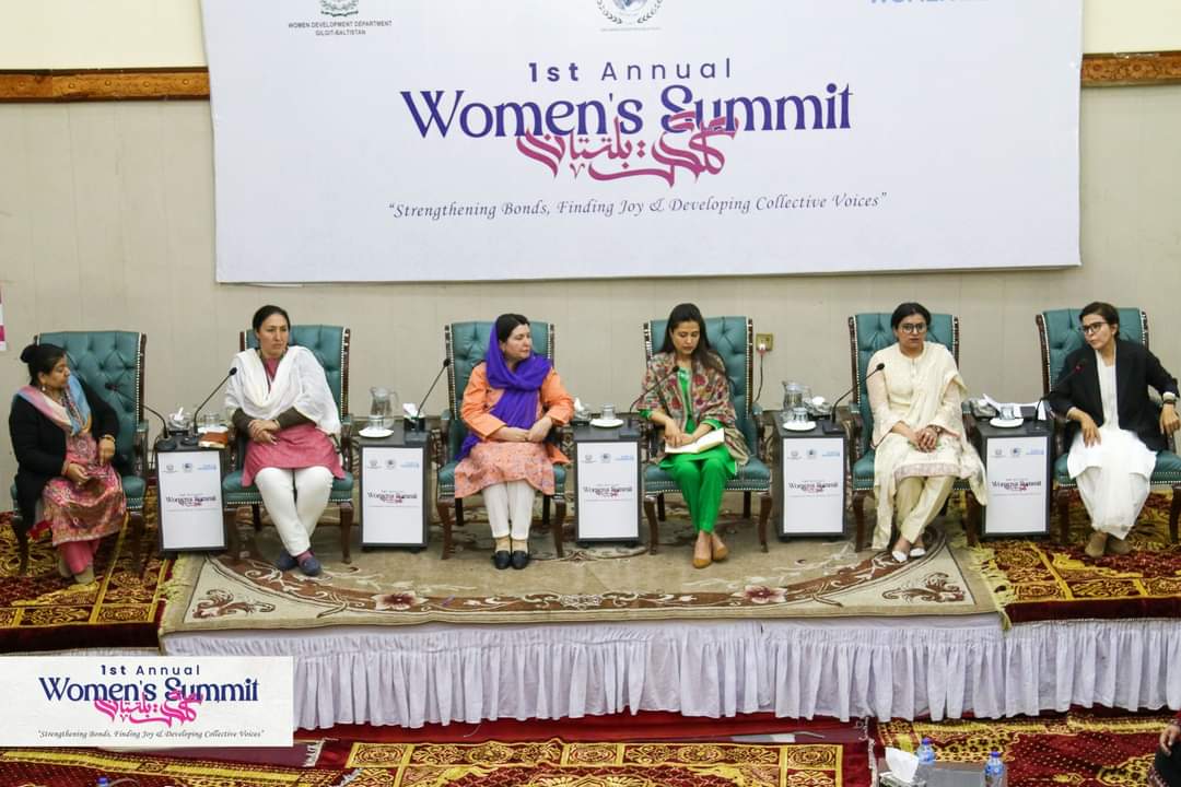 AmirNalima's tweet photo. I had the opportunity  to be part of a panel at the 1st Annual Women Summit Gilgit-Baltistan  to speak about Violence and Anti Harassment Mechanism in GB
I am indebted to @parveen_mehnaz for creating such a wonderful platform for women in GB
#sonijawari #unwomen #womendept https://t.co/mkPYik7YZT