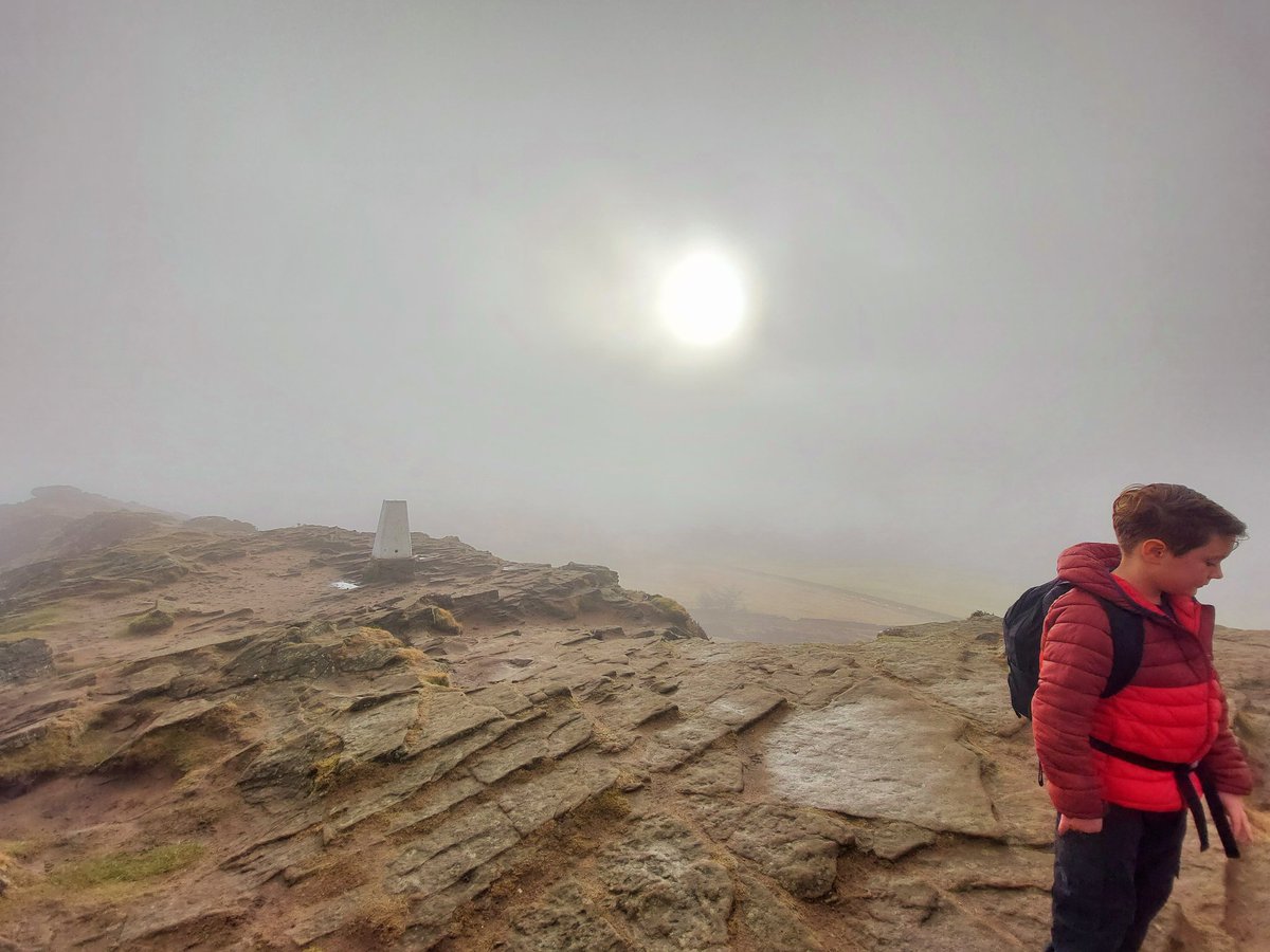 NikkiSatchwell's tweet photo. 4.30am wake up call, nearly 8 miles of hiking..  what a wonderful day!! Win Hill and ladybower reservoir. What amazing views we've seen #hiking #satchwellpeakadventures @LeasStAndrews @LeasinghamScout @LeasinghamSal https://t.co/O4S0n6ADQy