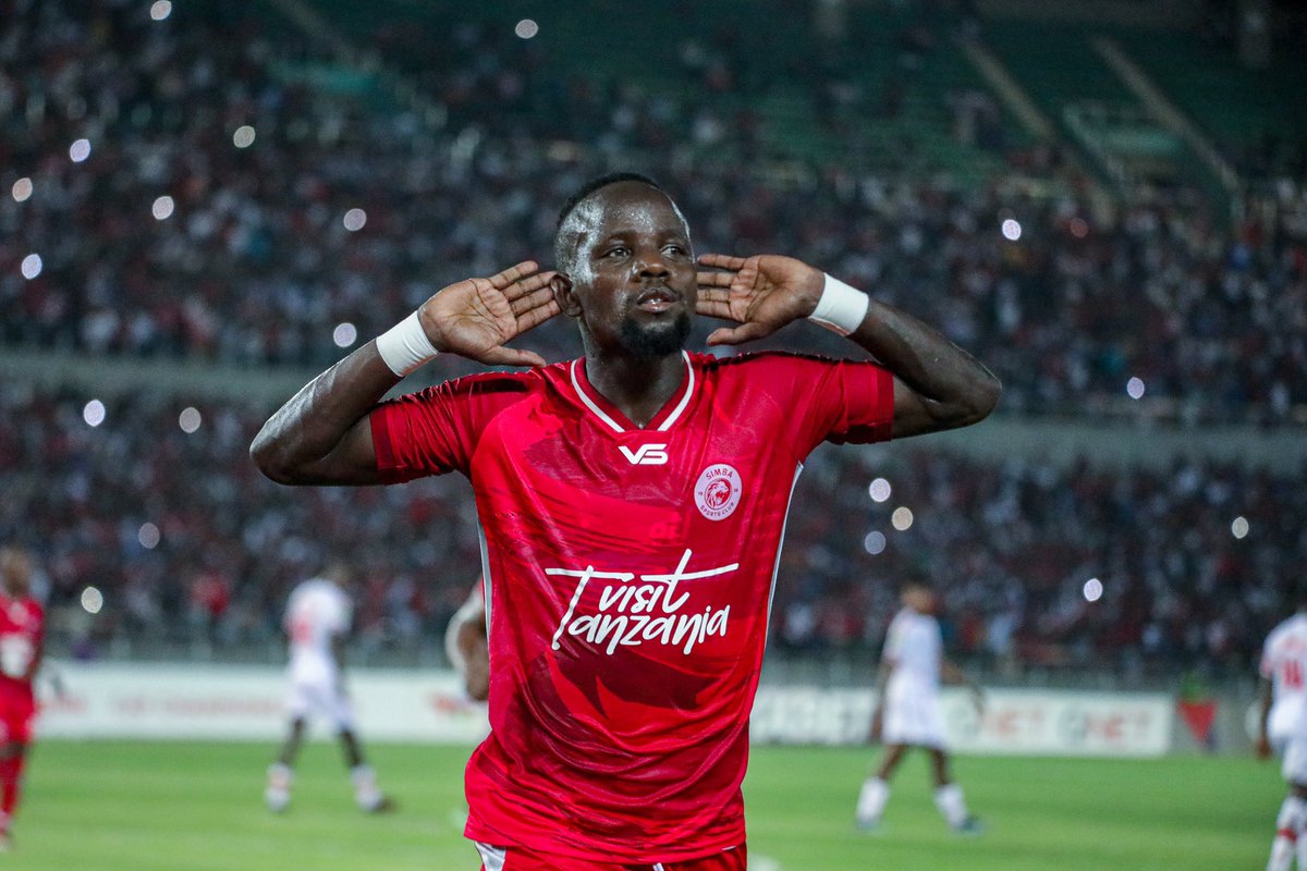BaseTV1's tweet photo. โฑ๏ธ MECHI IMEMALIZIKA
Simba SC wanafanya kufuru na dhihaka kwa Horoya
@SimbaSCTanzania 7 ๐ 0 @HACofficiel
#TotalEnergiesCAFCL | #SSCHAC | #BaseTvsportsnews #AfricanFootball https://t.co/2BNU6VF5Xp